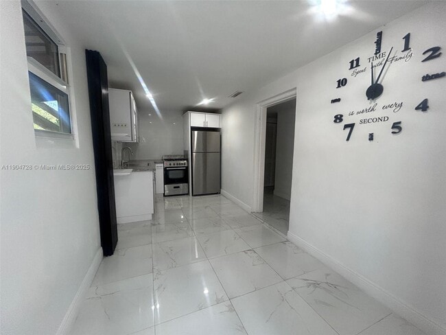 Photo - 1543 NE 144th St Unit 1