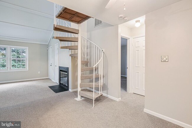 Photo - 13027 Shadyside Ln Unit 12-207