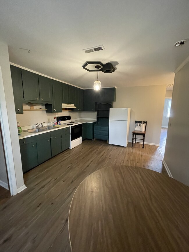 Photo - 637 Huntington Ridge Dr