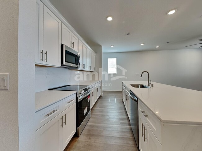 Photo - 10573 Lagaspi Dr