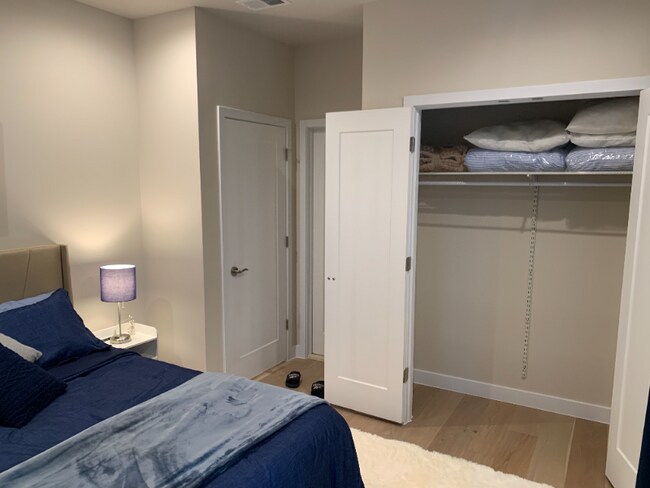 Photo - 2512 Elvans Rd SE Unit 1