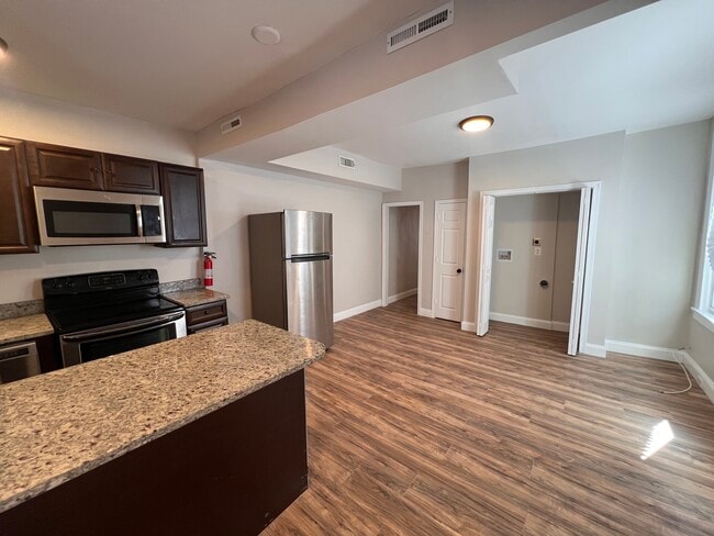 Photo - 4608 York Rd Unit 2