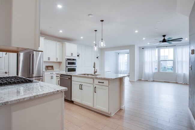 Photo - 1205 Josiah Rd
