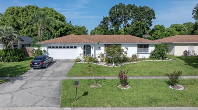 Photo - 514 Spring Oaks Blvd House