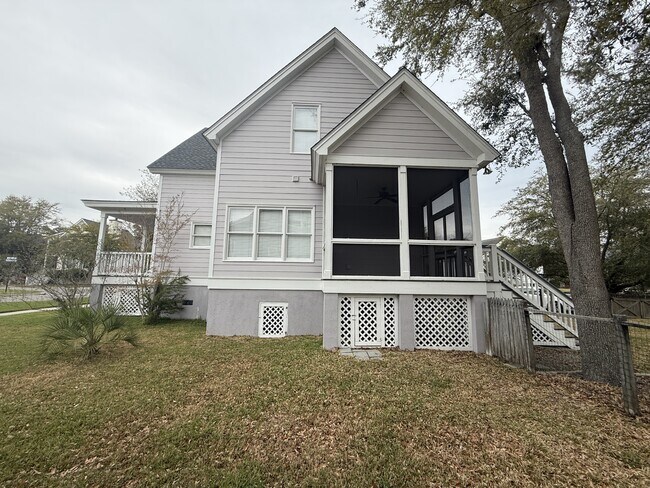 Photo - 101 Patrick Dr