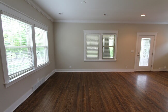 Photo - Amazing is an understatement for this 5-star Kitchen! Famous Warren Buffet Neighborhood