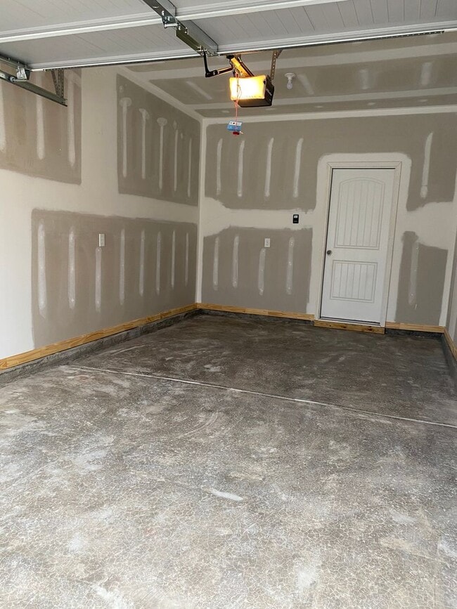 Photo - Brand New Beautiful 3 Bedroom 2.5 Bathroom