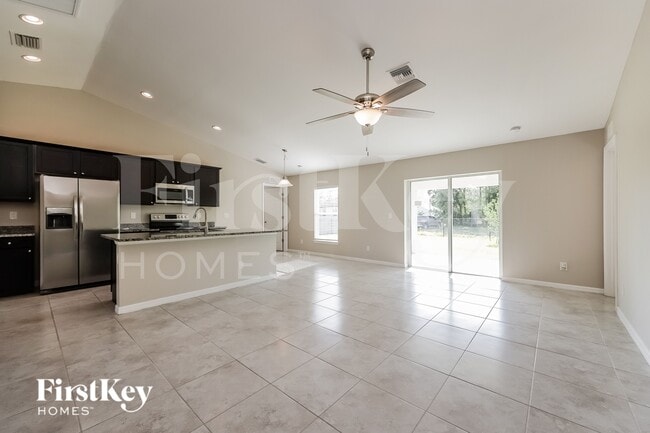 Photo - 2828 NW 27th Pl