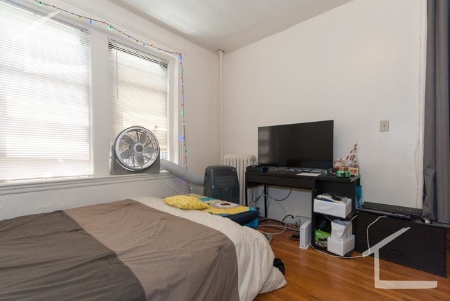 Building Photo - 1444 Commonwealth Avenue Unit 19