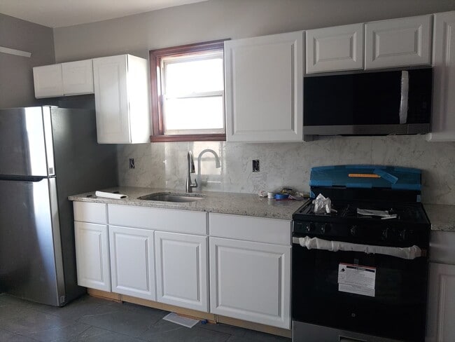 Kitchen - 233 Pope St Unit Apartment 2