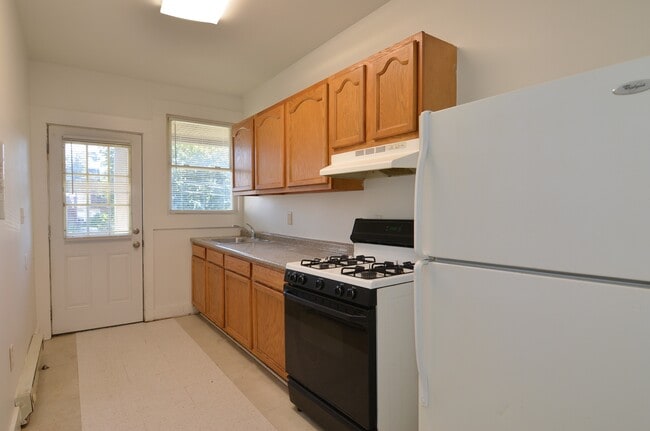 Photo - 740 Harrison Ave Unit 740 Harrison Ave Apt 2