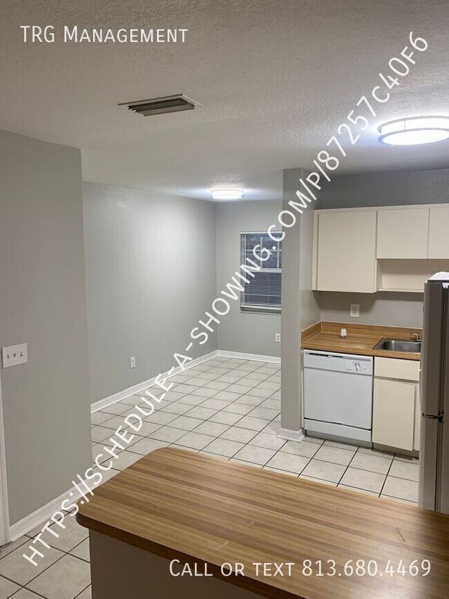 Photo - 2010 E 148th Ave Unidad 08