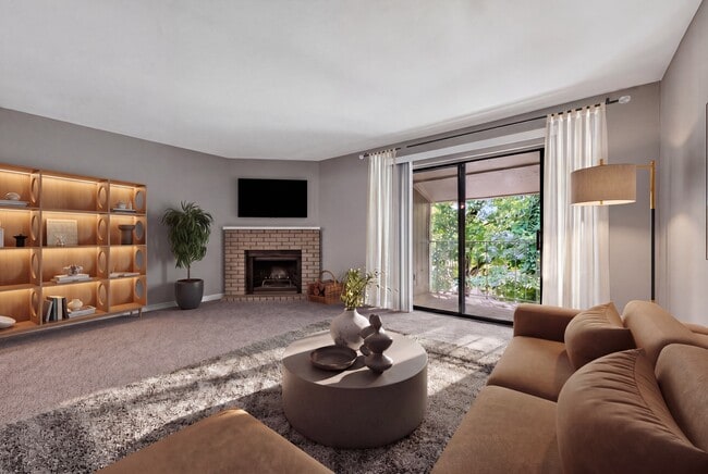 700 Riverchase Apartments