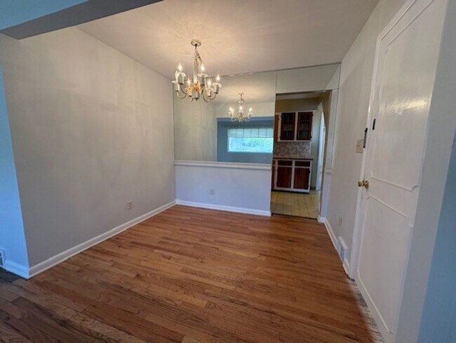 Photo - 1724-1726 Tanglewood Dr Akron OH 44313 MFH2 .PW .T1 Unit 1724 Tanglewood Dr