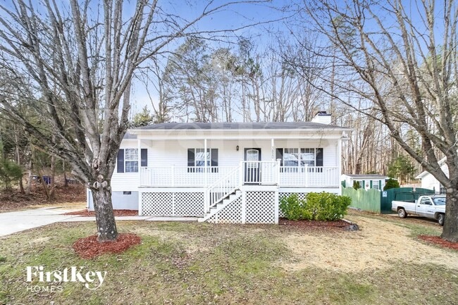 Building Photo - 3820 Spring Branch Dr