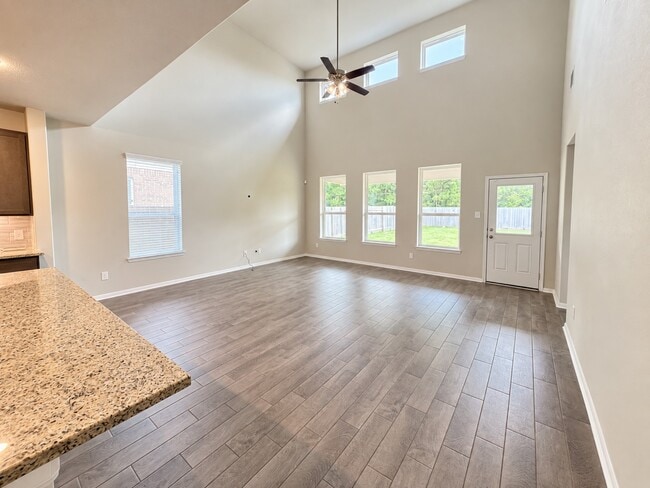 6406 Leaning Cypress Trl