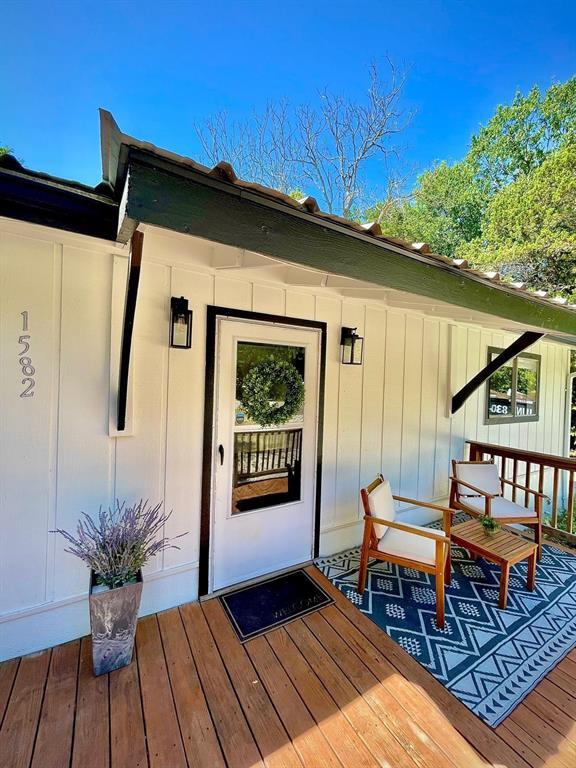 Photo - 1582 Valley Dr