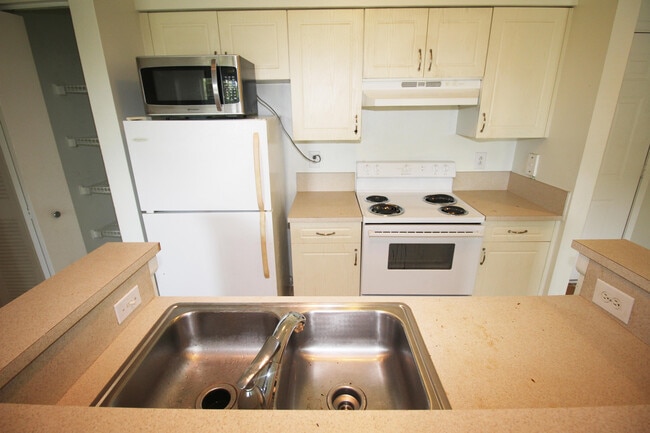 Photo - 4823 Via Palm Lakes Via Unit 1315