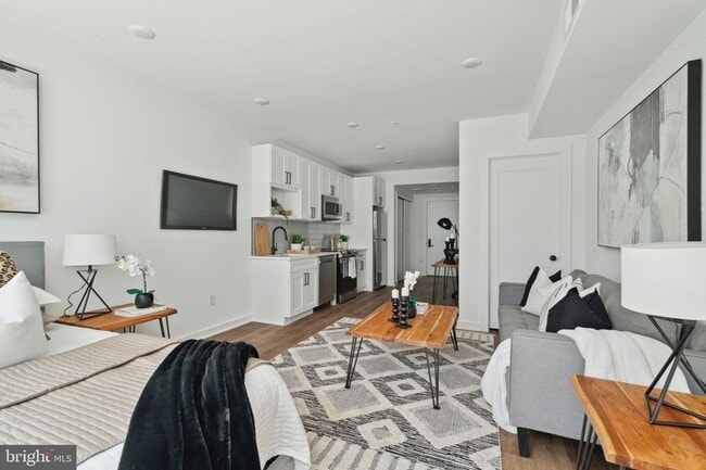 Photo - 5904 Germantown Ave Condo Unit 404
