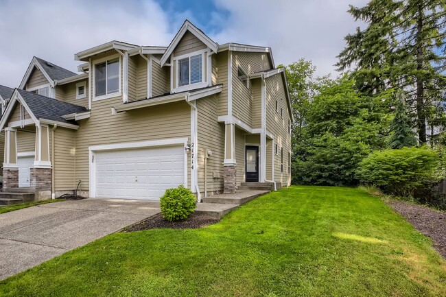 Beautiful 3 Bed 3 Bath Bonney Lake Home! - Beautiful 3 Bed 3 Bath Bonney Lake Home!