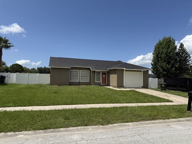 Photo - 1510 Massa St