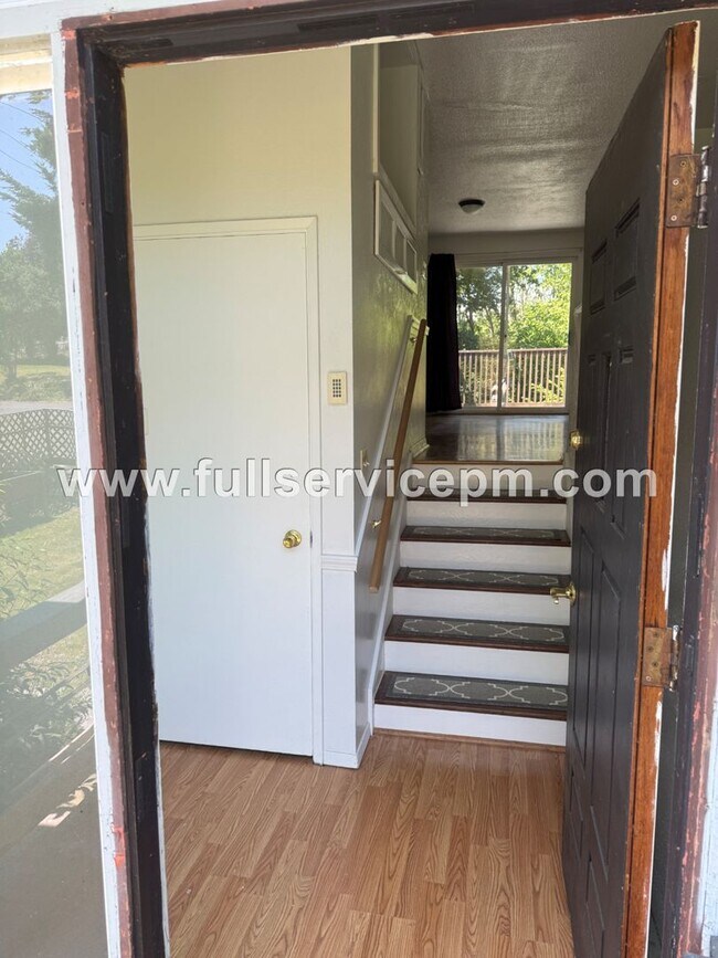 Photo - Spacious 4-Bedroom Upper-Level Home with Fireplace, Bonus Room & Large Deck