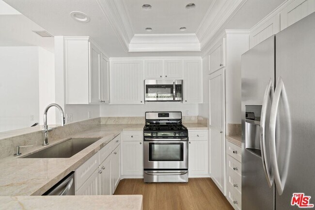 Photo - 1722 Palisades Dr