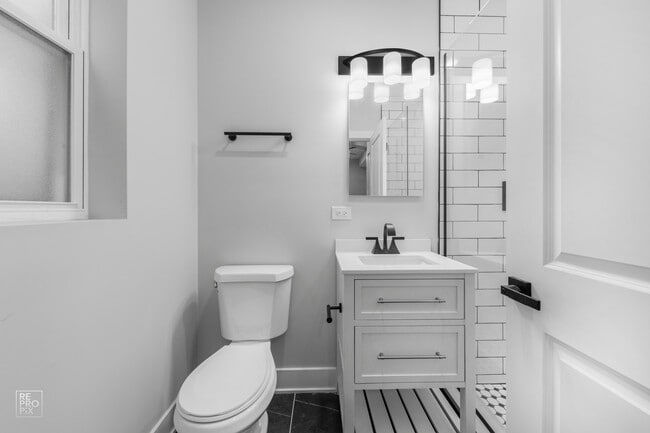 Photo - 2317 W Taylor St Unit 2F