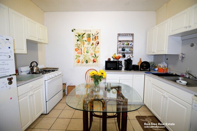 Photo - 62 Egmont St