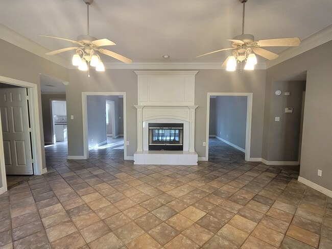 Photo - 1 Briar Oak Cir