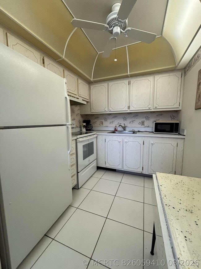 Photo - 3000 Springdale Blvd Unit 316