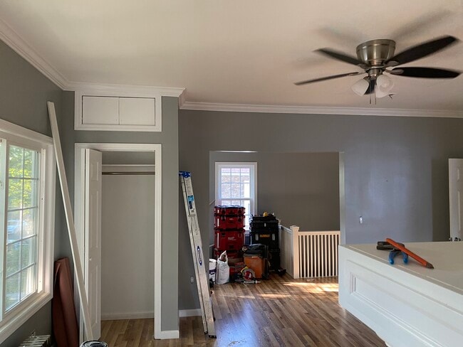 Photo - 349 Warwick Ave Unidad 2nd