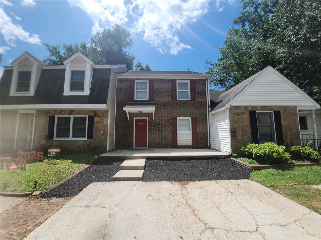 Photo - 105 Oak Hill Cir House