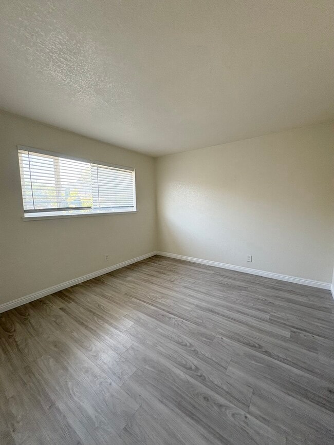 3718 45th Ave Unit 3