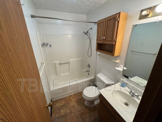 Photo - 238 Township Rd 1110