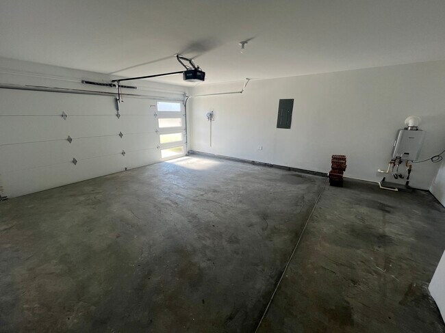 Photo - 12916 Wempe Wy