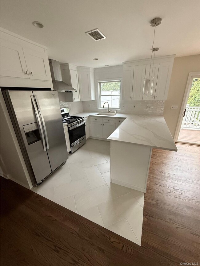 Photo - 114 Sterling Ave