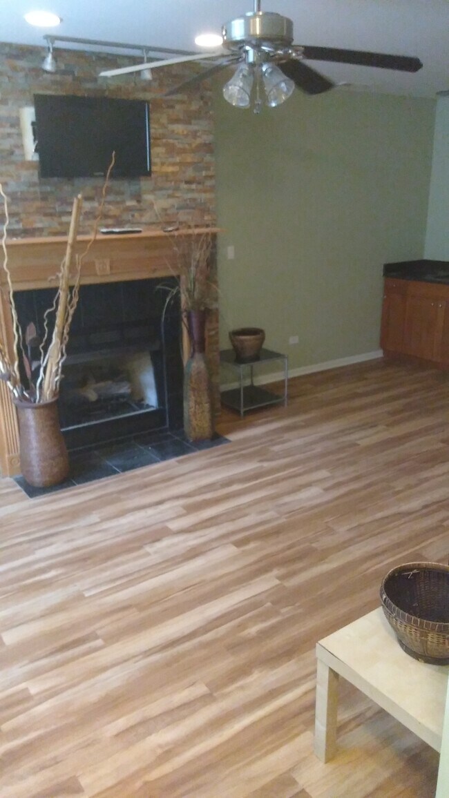 Photo - 6510 S Ingleside Ave Unit 1