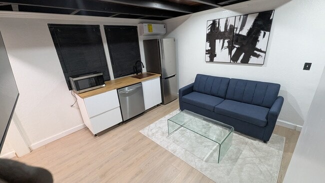 Photo - 1111 SW 8th Ave