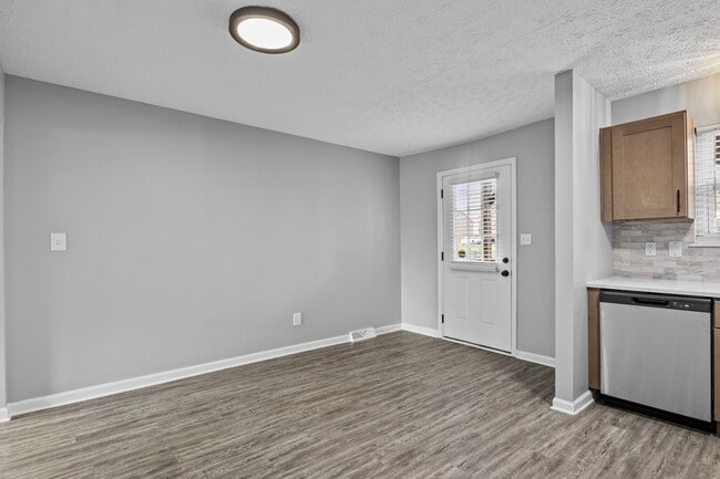 Photo - Mt. Tabor Apartments