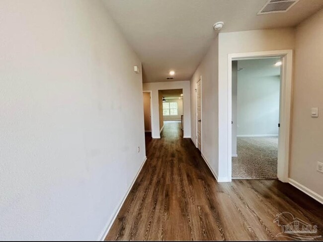 Building Photo - 1928 High Rdg Ct