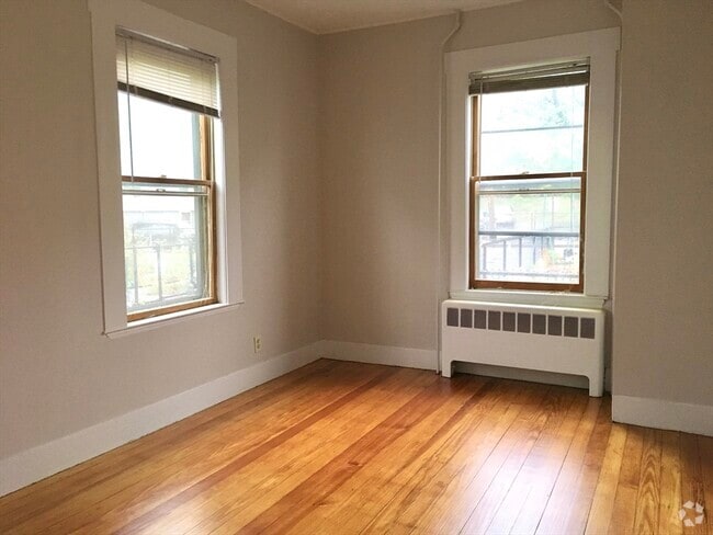 Building Photo - 6 Reed Ct Unit L1 Rental