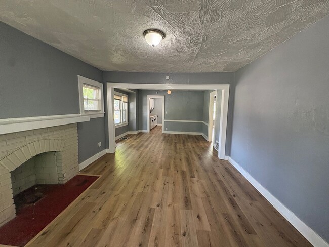 Photo - 5401 Highland Ave