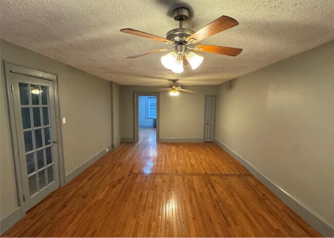 Photo - 58 Woodbine St