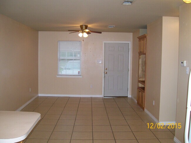 Photo - 44611 Crisp Rd Unidad B