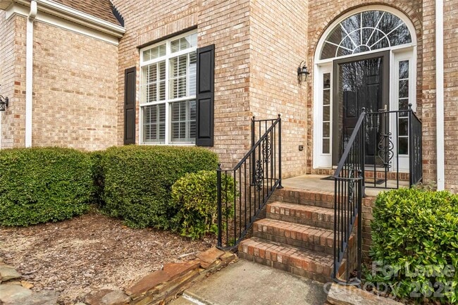 Photo - 11420 Mangla Dr