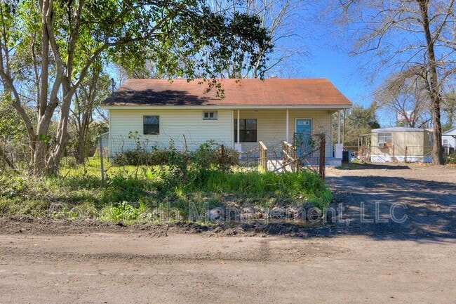 Photo - 2401 Norfolk St