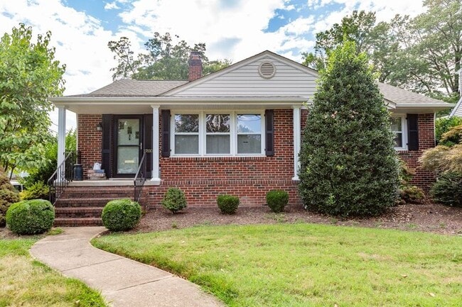 Photo - 1200 Stafford Ave