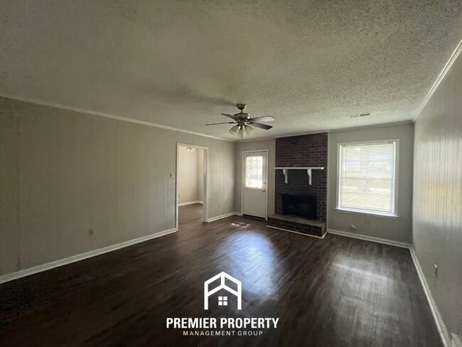 Photo - 5999 Pebblehill Dr