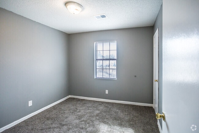 4 BR, 2 BA - Ranch